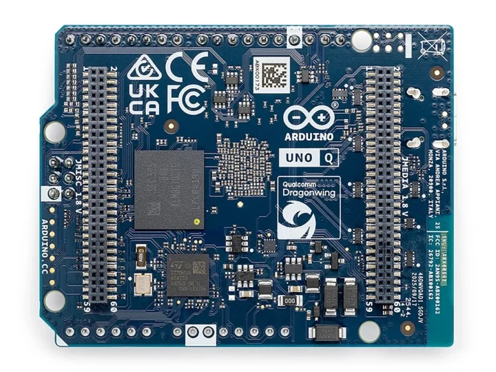 Arduino UNO Q 4GB: Disponibile la Nuova Scheda con Maggiore Potenza e Memoria